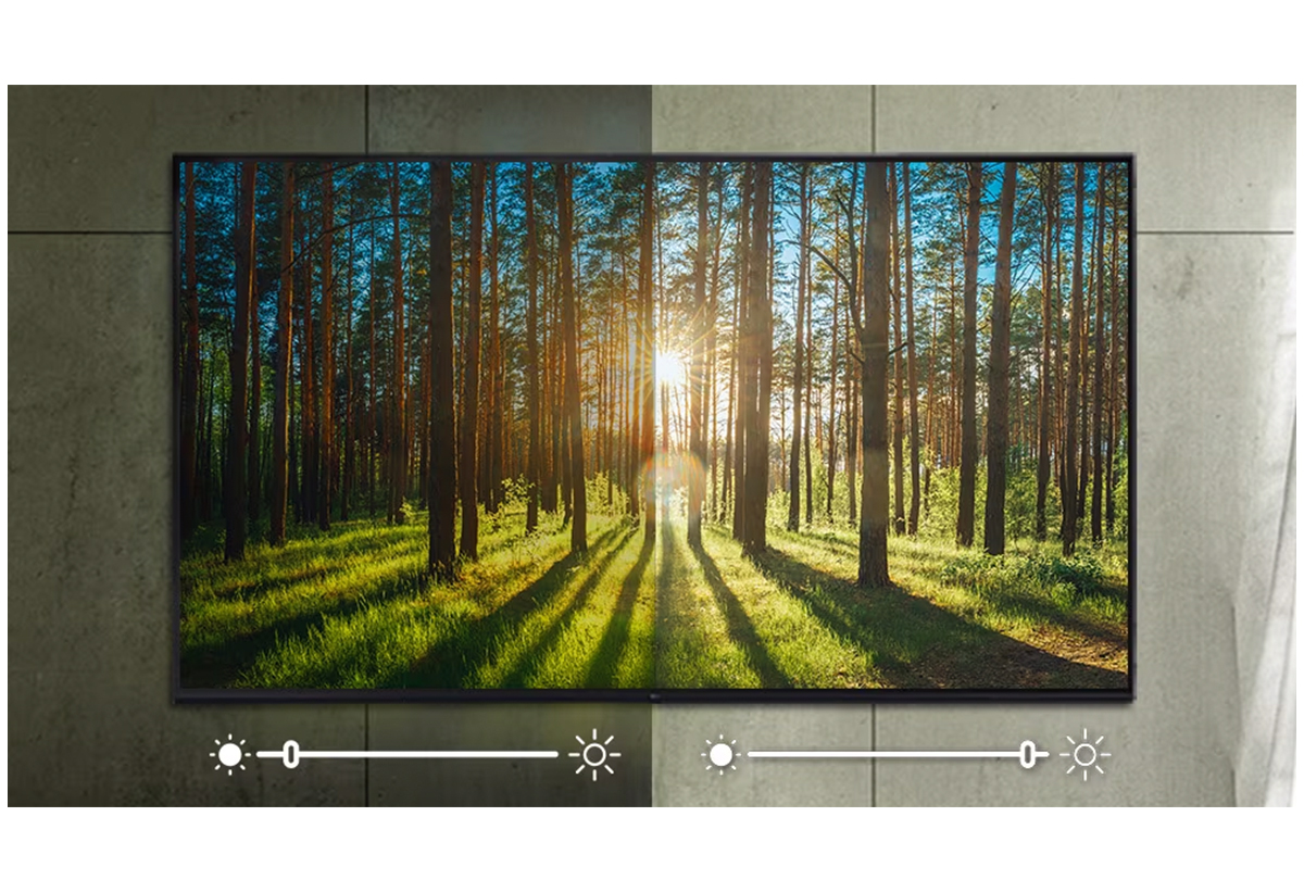 Απεικονίζεται η τηλεόραση κρεμασμένη στον τοίχο με διαφορετική ένταση φωτεινότητας σε κάθε πλευρά.